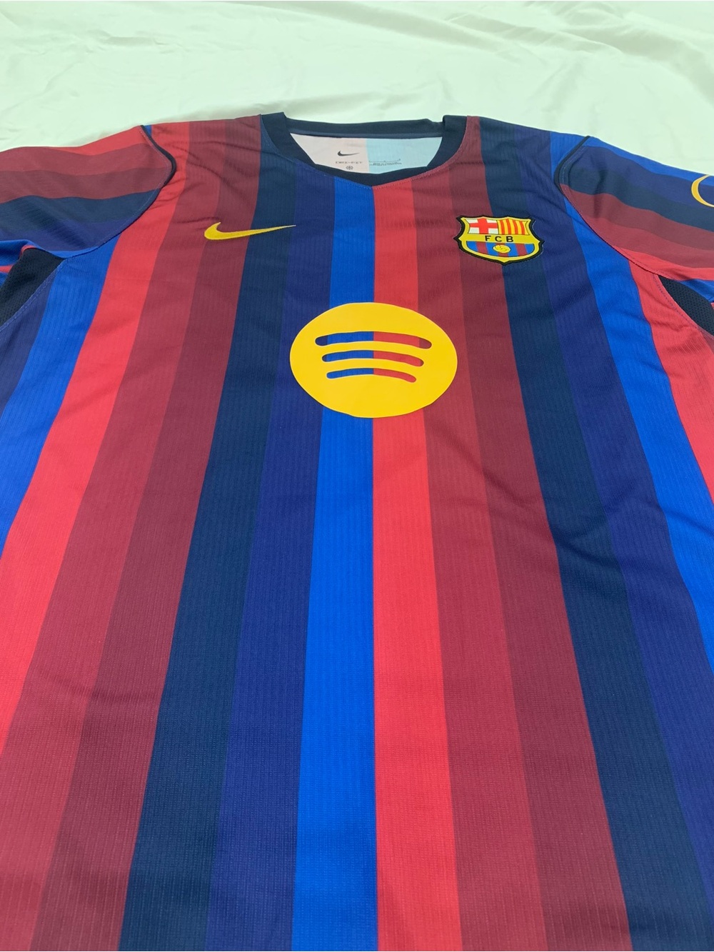 FC Barcelona Lamine Yamal #10 - Picture 6 of 6
